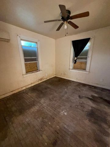 3112 GARDEN CITY BLVD, Roanoke, VA 24014