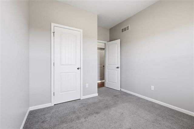 17189 S Pratt Street, Gardner, KS 66030