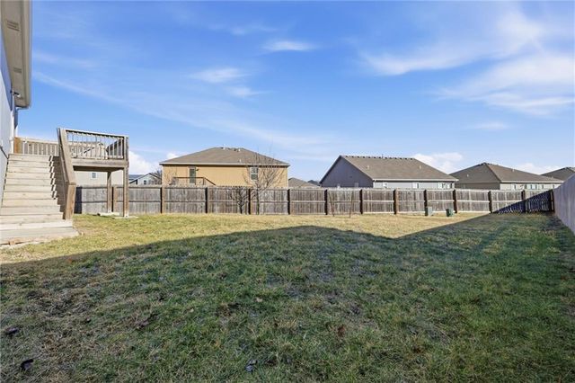 17189 S Pratt Street, Gardner, KS 66030