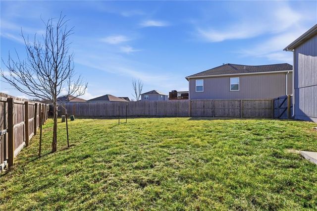 17189 S Pratt Street, Gardner, KS 66030