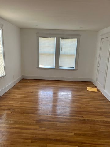 84 Boylston 84, Watertown, MA 02472