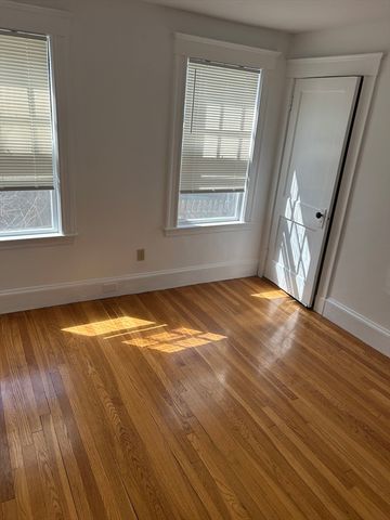 84 Boylston 84, Watertown, MA 02472