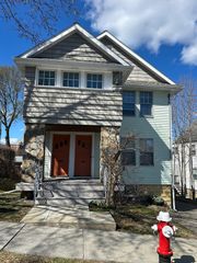 84 Boylston 84, Watertown, MA 02472