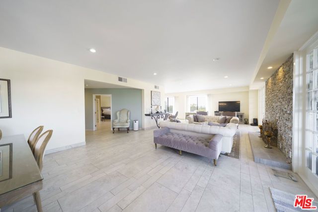 4460 Wilshire Boulevard 603, Los Angeles, CA 90010