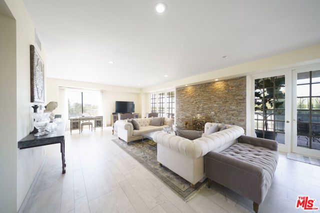 4460 Wilshire Boulevard 603, Los Angeles, CA 90010