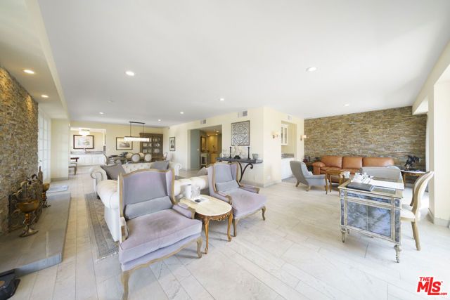 4460 Wilshire Boulevard 603, Los Angeles, CA 90010