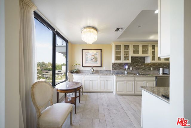 4460 Wilshire Boulevard 603, Los Angeles, CA 90010