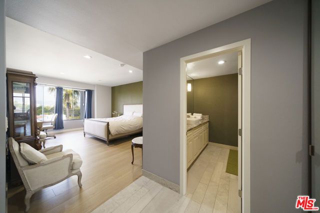 4460 Wilshire Boulevard 603, Los Angeles, CA 90010