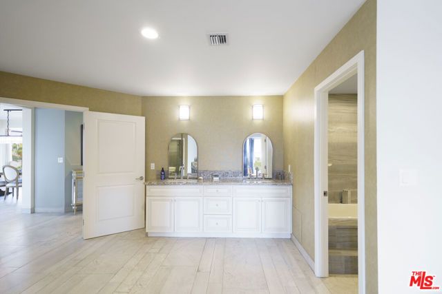 4460 Wilshire Boulevard 603, Los Angeles, CA 90010