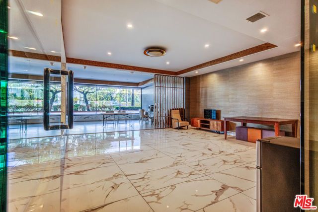 4460 Wilshire Boulevard 603, Los Angeles, CA 90010