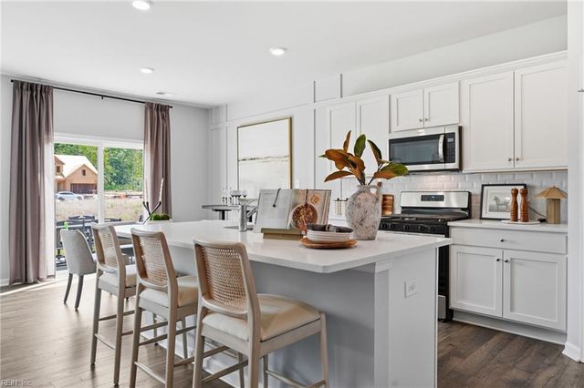 1314 Baptist RD, Yorktown, VA 23690