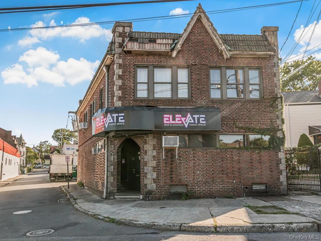 130 E 1st Street, Mount Vernon, NY 10550
