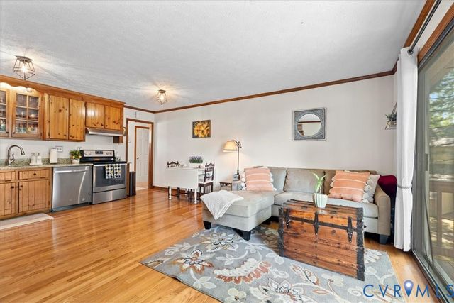 7106 Foxbernie Cir, Mechanicsville, VA 23111