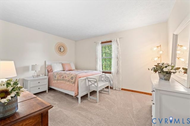 7106 Foxbernie Cir, Mechanicsville, VA 23111
