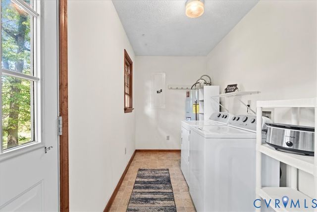7106 Foxbernie Cir, Mechanicsville, VA 23111