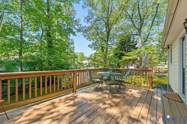 7106 Foxbernie Cir, Mechanicsville, VA 23111