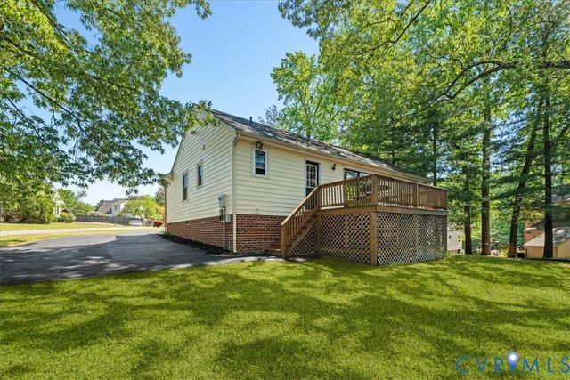 7106 Foxbernie Cir, Mechanicsville, VA 23111