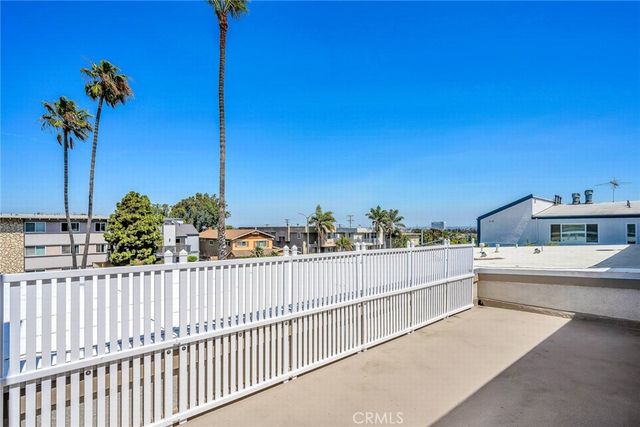 1440 Manhattan Beach C, Manhattan Beach, CA 90266