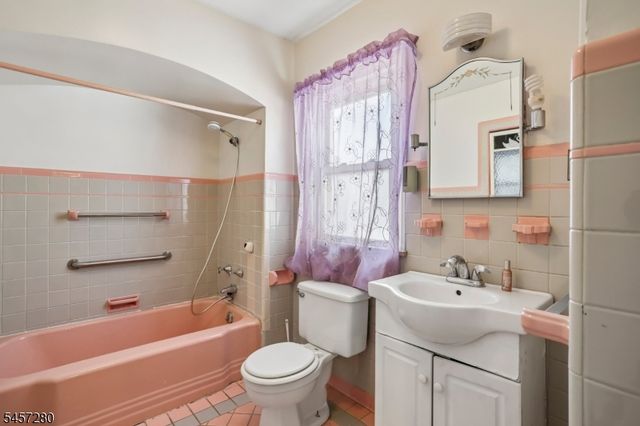 244 Belleview Ter, Hillside Twp., NJ 07205