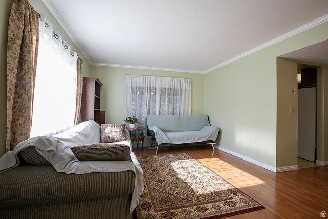 275 E PEACH LN, Bountiful, UT 84010