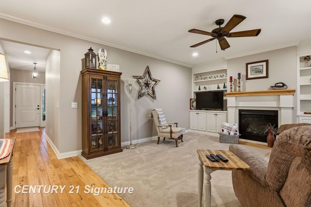 11056 Sarle Road, Freeland, MI 48623