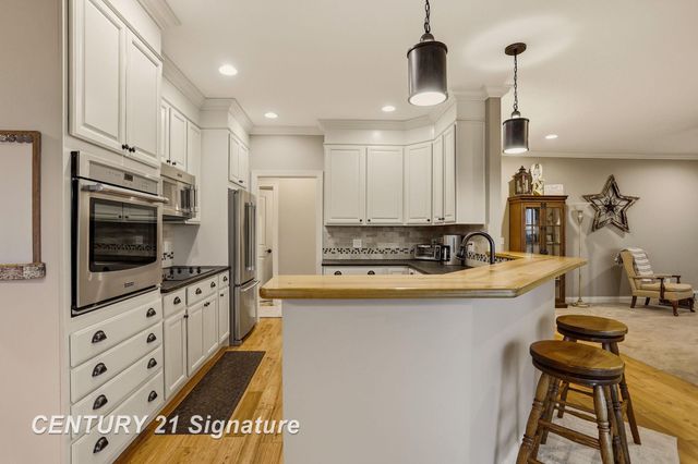 11056 Sarle Road, Freeland, MI 48623