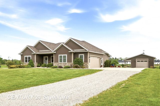 11056 Sarle Road, Freeland, MI 48623