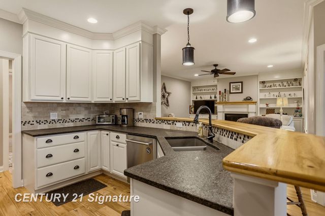 11056 Sarle Road, Freeland, MI 48623