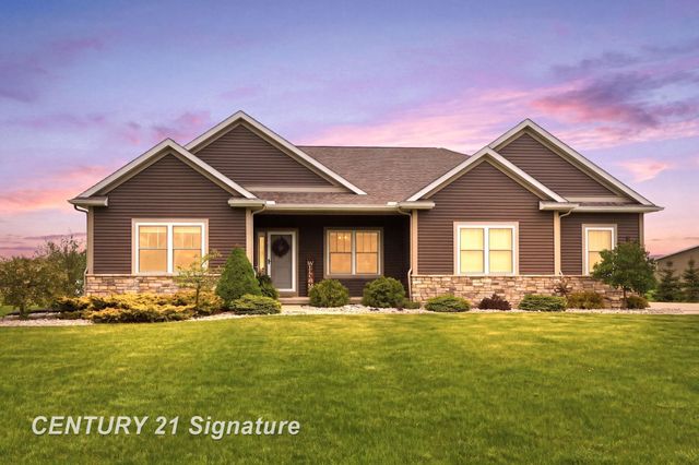 11056 Sarle Road, Freeland, MI 48623