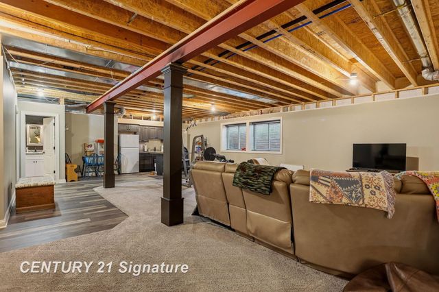 11056 Sarle Road, Freeland, MI 48623