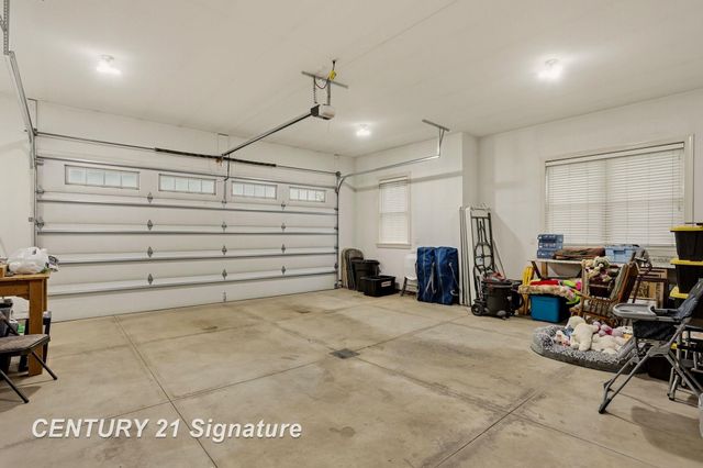 11056 Sarle Road, Freeland, MI 48623