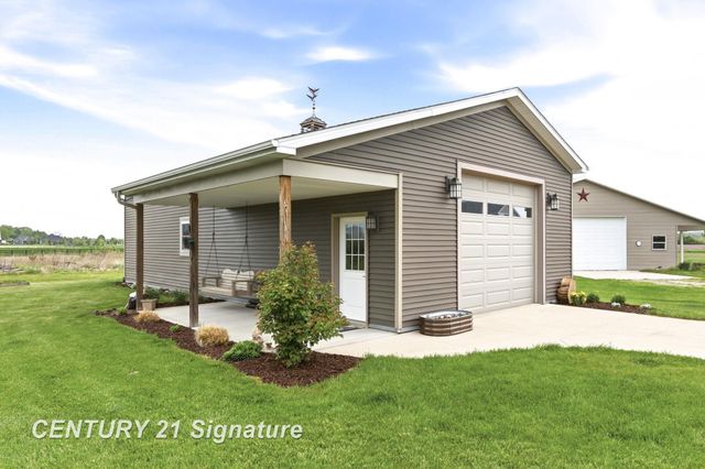 11056 Sarle Road, Freeland, MI 48623