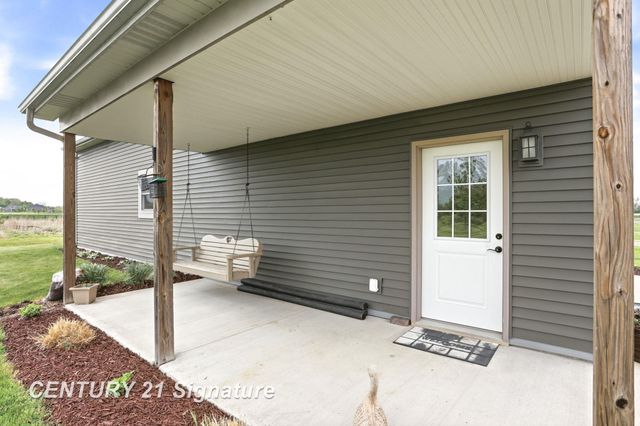 11056 Sarle Road, Freeland, MI 48623