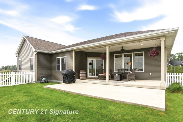 11056 Sarle Road, Freeland, MI 48623