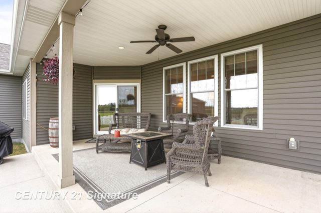 11056 Sarle Road, Freeland, MI 48623