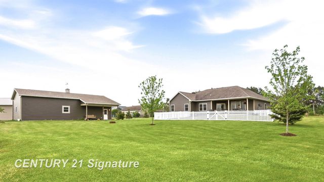 11056 Sarle Road, Freeland, MI 48623