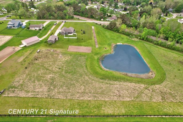 11056 Sarle Road, Freeland, MI 48623