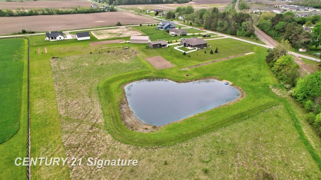11056 Sarle Road, Freeland, MI 48623