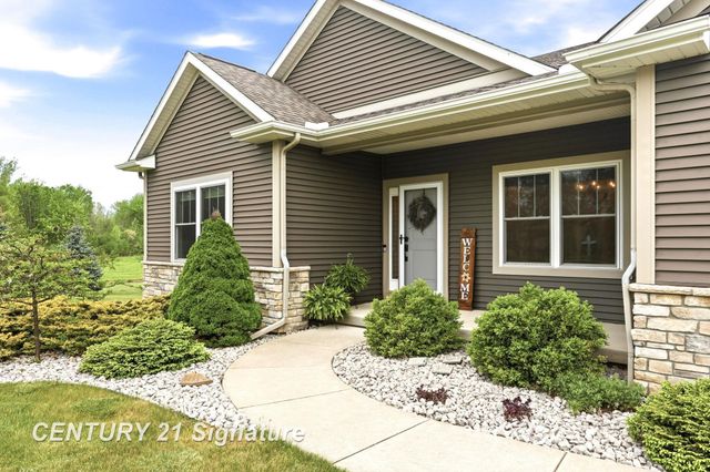 11056 Sarle Road, Freeland, MI 48623
