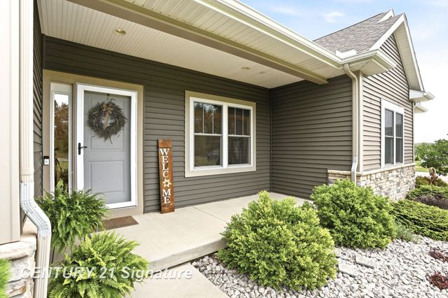 11056 Sarle Road, Freeland, MI 48623