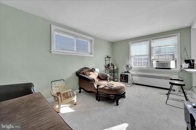 856 EATON RD, Drexel Hill, PA 19026