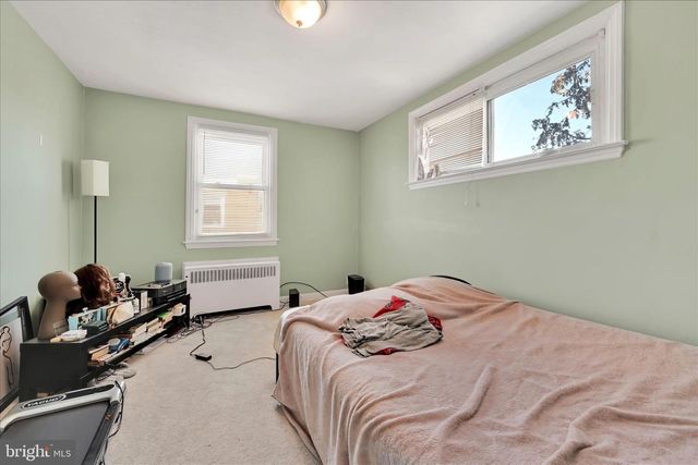 856 EATON RD, Drexel Hill, PA 19026