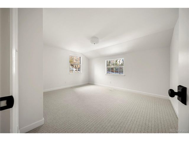 7154 S Newport Way, Centennial, CO 80112