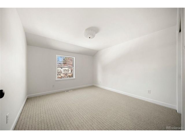 7154 S Newport Way, Centennial, CO 80112