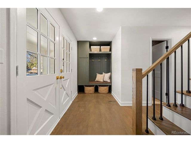 7154 S Newport Way, Centennial, CO 80112