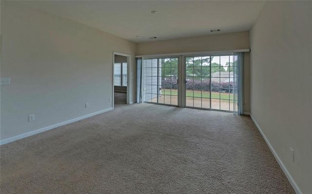 6218 Azalea Way, Hoschton, GA 30548