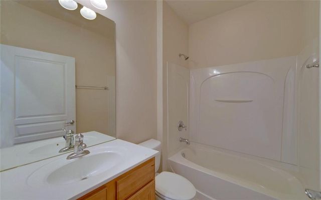 6218 Azalea Way, Hoschton, GA 30548