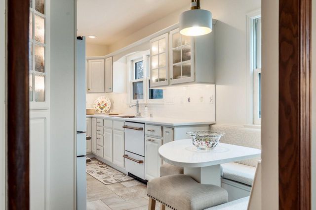 2707 Main STREET, La Crosse, WI 54601