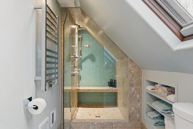 2707 Main STREET, La Crosse, WI 54601