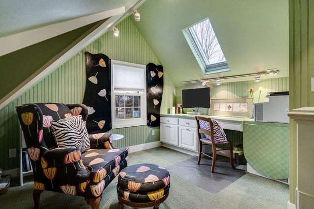 2707 Main STREET, La Crosse, WI 54601